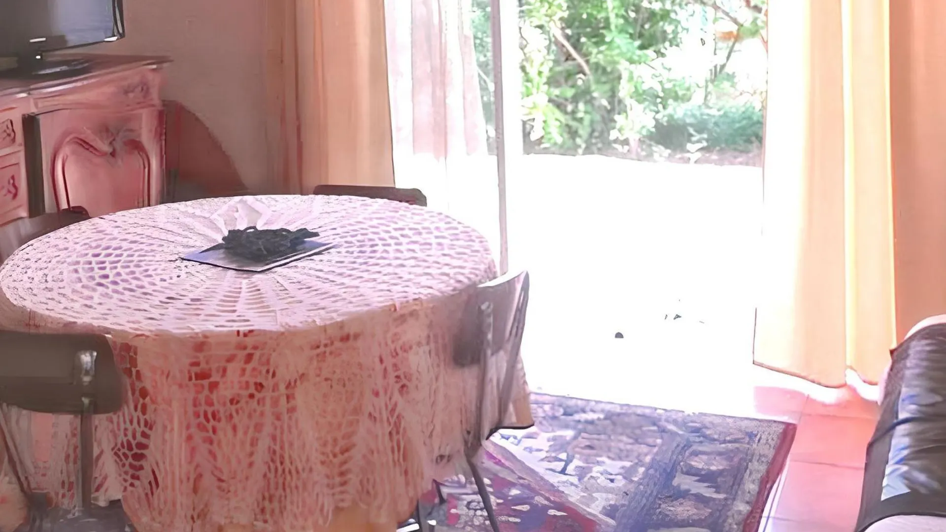 Appartement Confortable A Hyeres Avec Terrasse Apartment